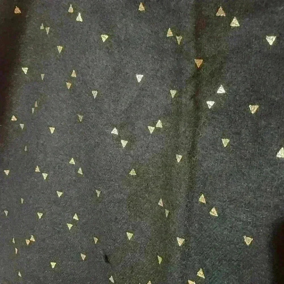 Hollister Shawl‎ - Picture 3 of 4